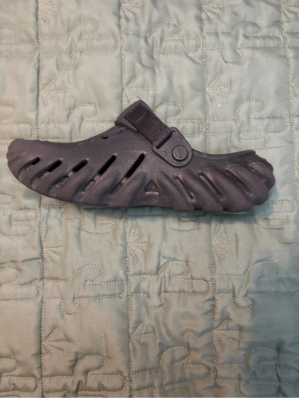 CROCS Kids' Classic Clog in Black